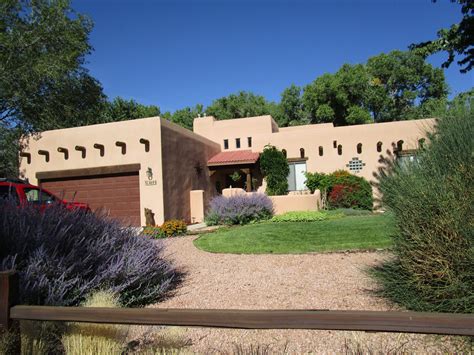 <b>Farmington</b> <b>NM</b> Real Estate - <b>Farmington</b> <b>NM</b> <b>Homes</b> <b>For</b> <b>Sale</b> | Zillow <b>Farmington</b> <b>NM</b> Price Price Range List Price Monthly Payment Minimum Maximum Beds & Baths Bedrooms Bathrooms Apply <b>Home</b> Type Deselect All Houses Townhomes Multi-family Condos/Co-ops Lots/Land Apartments Manufactured More filters. . Homes for sale in farmington nm